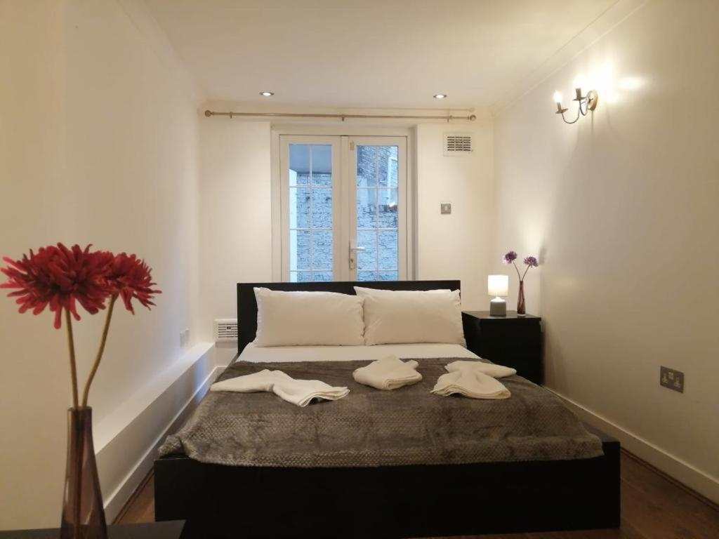 Entire 2-Bedroom Flat In Camden Londres Exterior foto